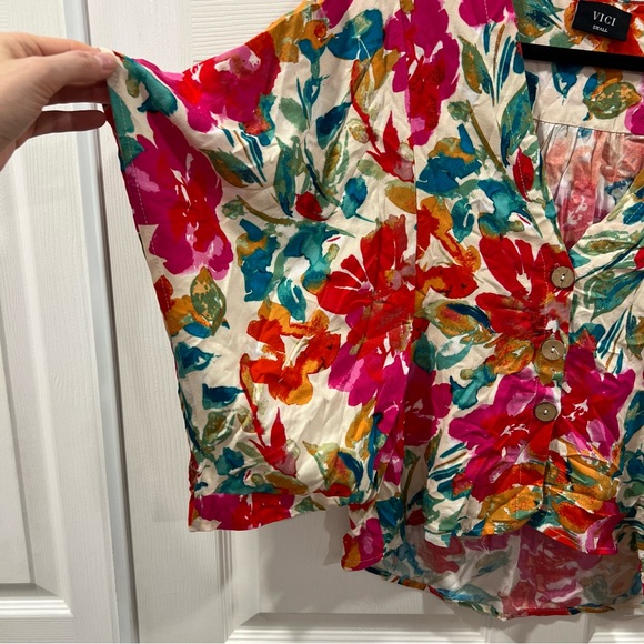Vici Collection Tropicana Floral Kimono Top Size Small Colorful Button Front - Picture 6 of 8